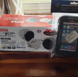 Bluetooth motorcycle amp and speakers with magneti